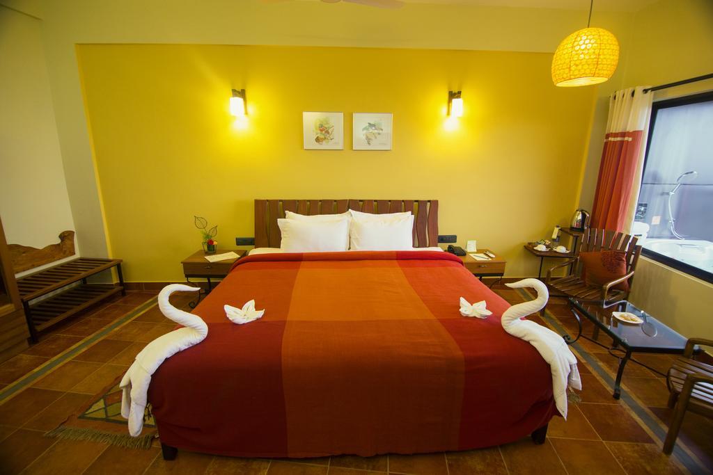 Forest Glade Resorts Chithirapuram Phòng bức ảnh