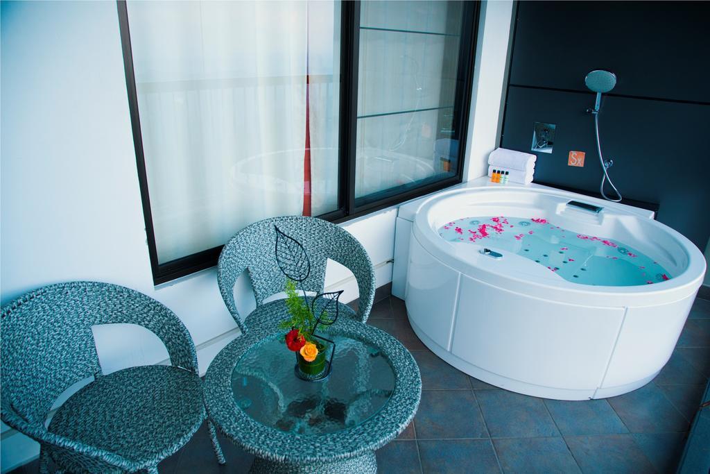 Forest Glade Resorts Chithirapuram Ngoại thất bức ảnh